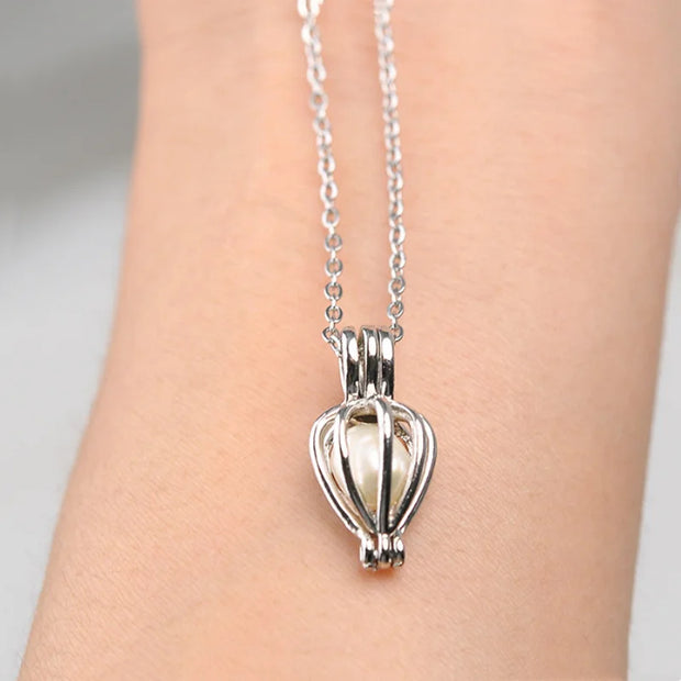 Überraschungsperle in Muschel mit Halskette – Romantisches Geschenk für Sie